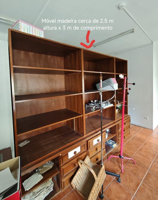 Balcões e Móveis Comerciais – Fundão – Excelente Estado