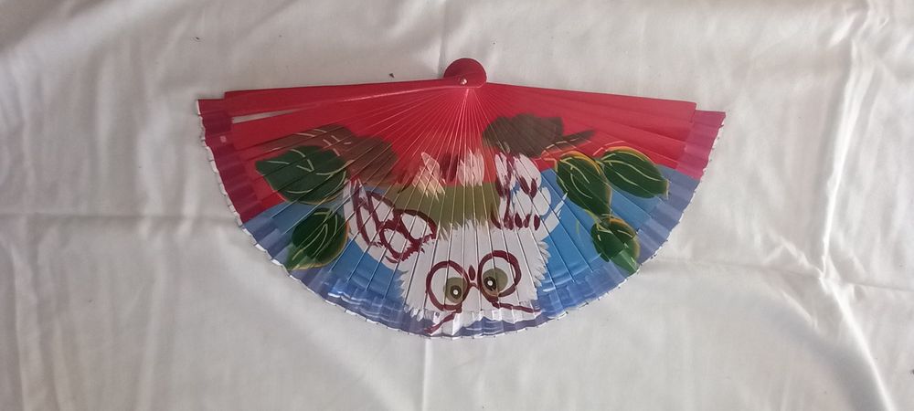 Conjunto de 4 Leques Diversos