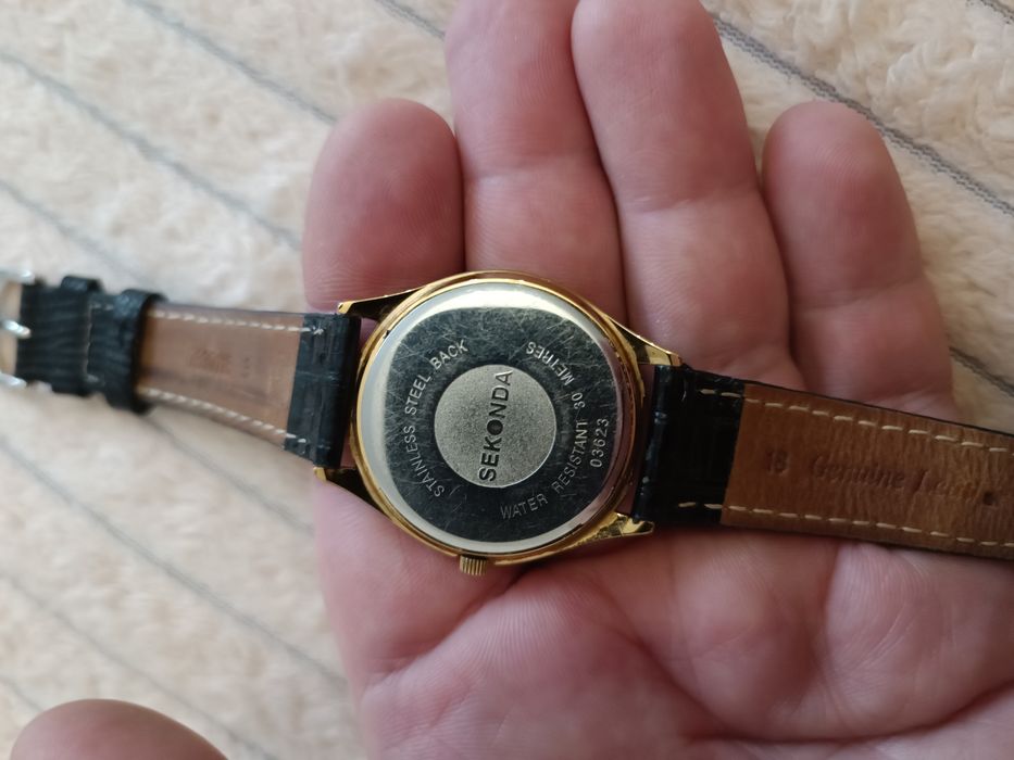 Оригинальные часы SEKONDA 03623