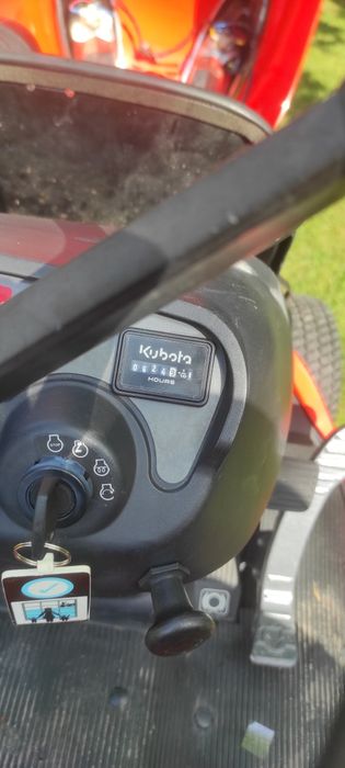 газонокосарка,газонокосилка Kubota gr1600