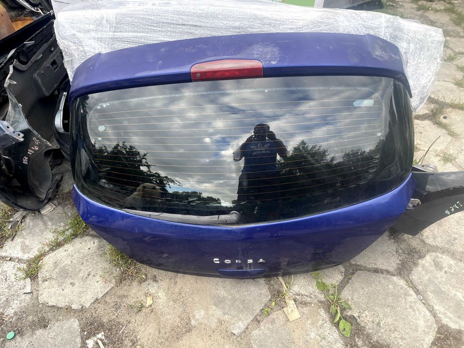 Opel Corsa D 5D  Kompletna klapa bagażnika