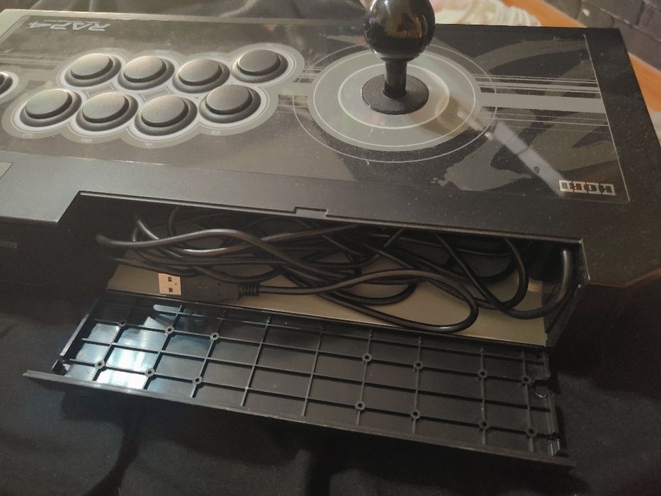 Hori real arcade pro 4