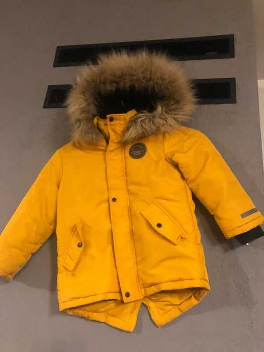 Sinsay Musztardowa kurtka zimowa długa Parka płaszcz Płaszczyk 104