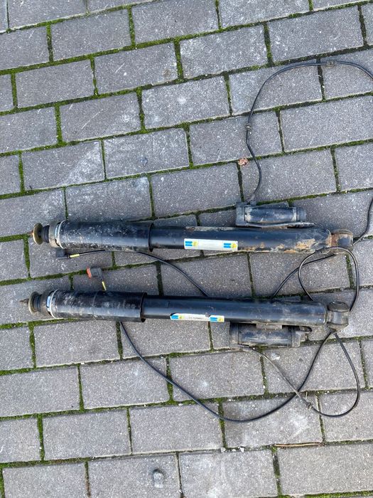 Amortyzatory Bilstein Airmatic Mercedes CLS W219 tył lewy prawy