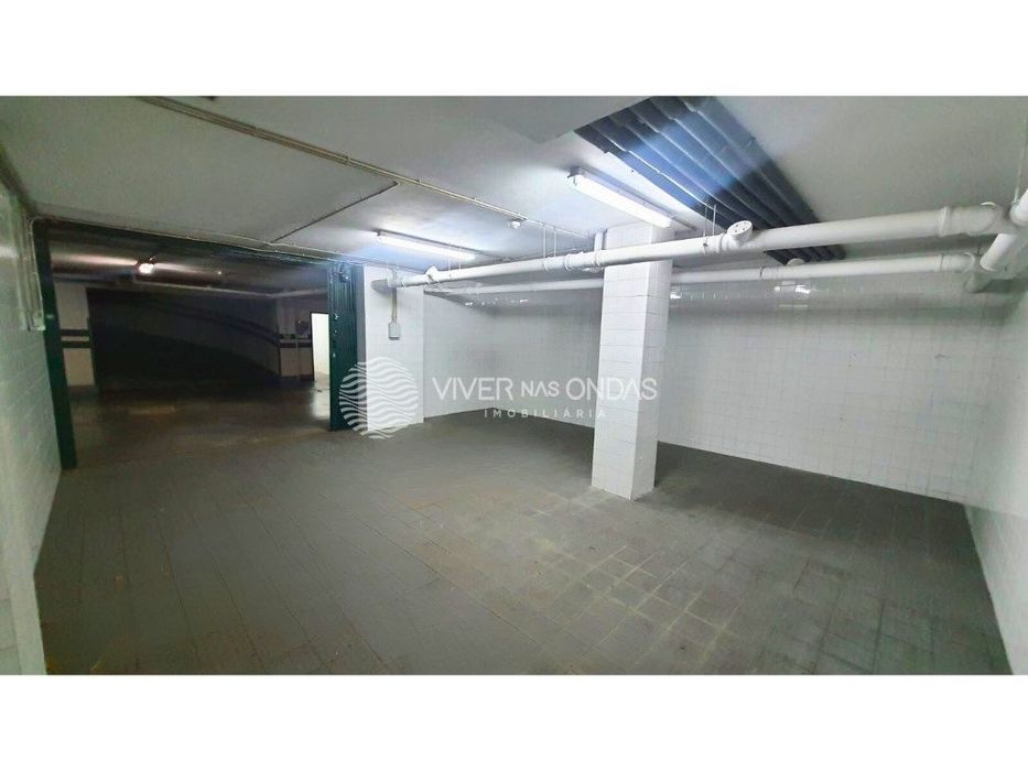 Garagem Box para Arrendamento na Foz do Douro - 45 m² | 2 Viaturas