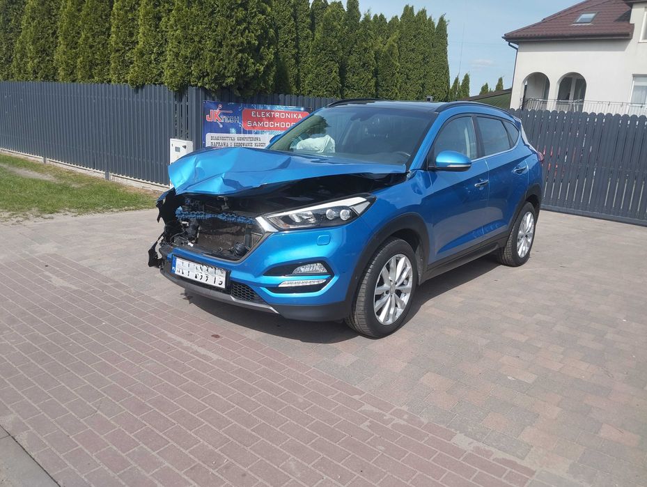 Hyundai Tucson 1.7crdi Automat! Panorama! Skóra! Xenon!  Navi! USZKODZONY