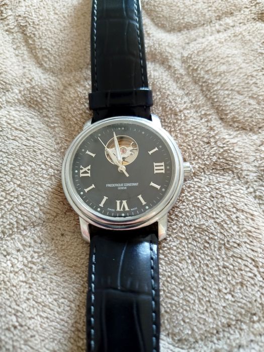 Frédérique Constant Classics Heart Beat (Ref. FC-303/310X3P4/5/6 series)