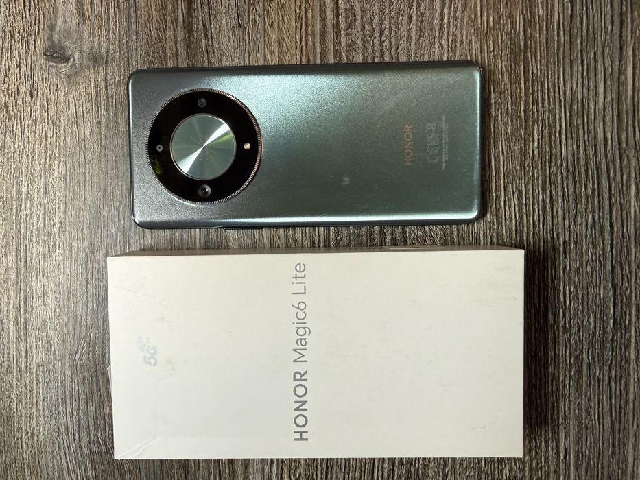 HONOR Magic6 Lite 8/256гб