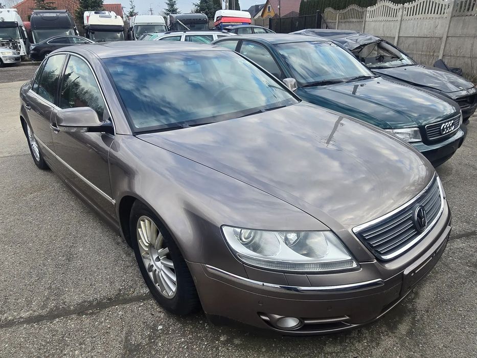 Volkswagen Phaeton Uszkodzony silnik