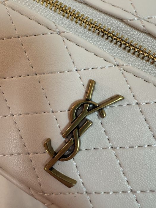 Сумка ysl yves saint laurent біла/молочна vanity косметичка