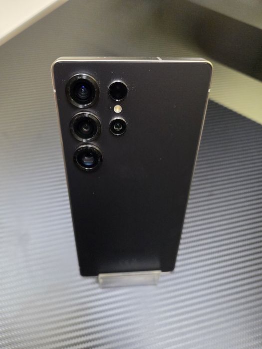 Samsung s25 Ultra 12 /256