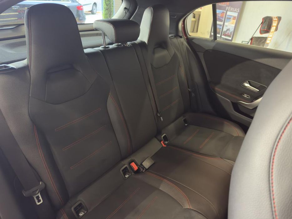 Mercedes-Benz A 180 d AMG - Cx Auto