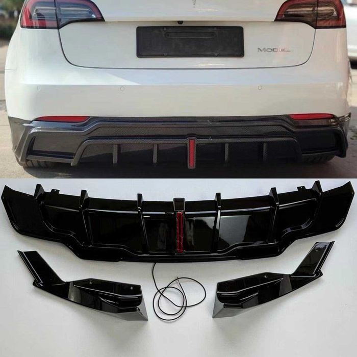 Диффузор з  LED-фонарем для Tesla Model 3 у стилі F1 спойлер сплиттер