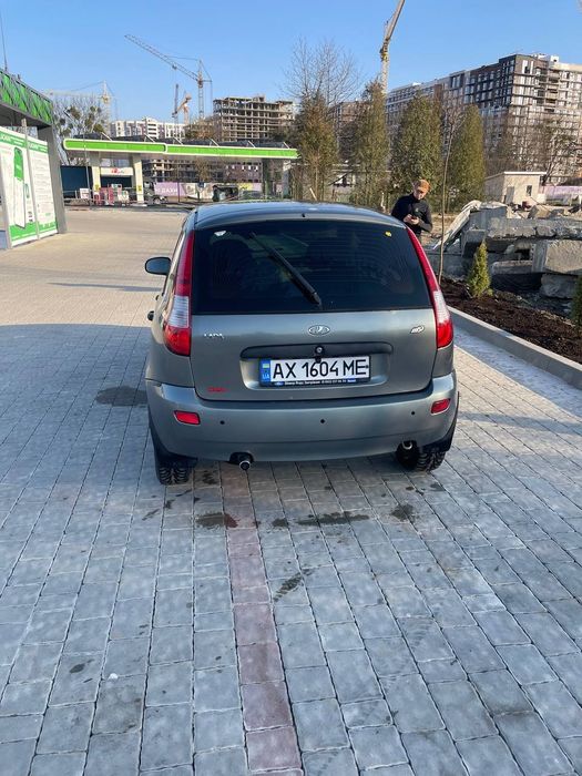 Автомобіль Lada Kalina 11193 ( авто , машина )