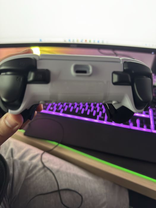 Gamepad Razer Raiju V3 Pro Wireless PS5/PC Branco