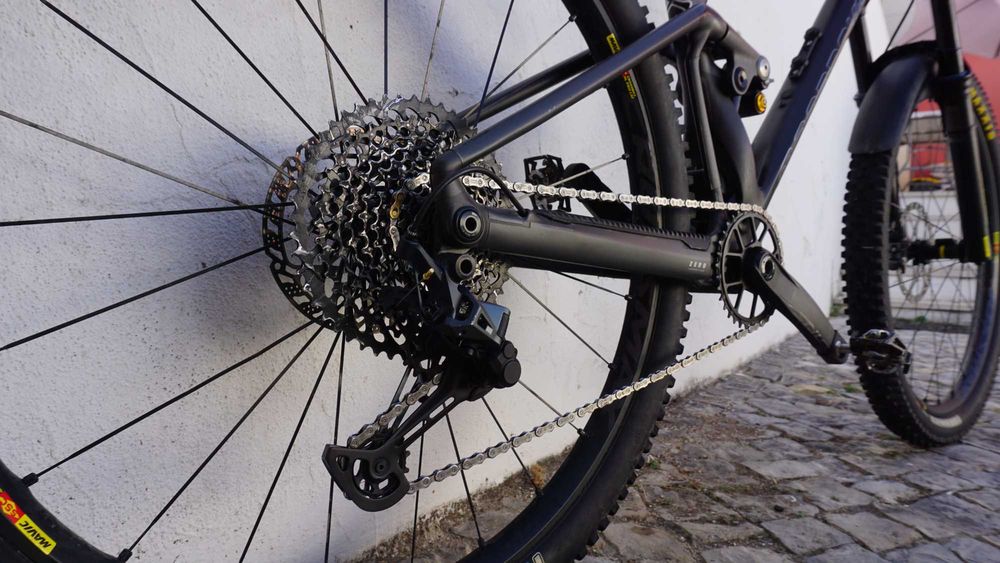 Mondraker F-Podium SE L – 130mm/120mm – Öhlins – Upgrades