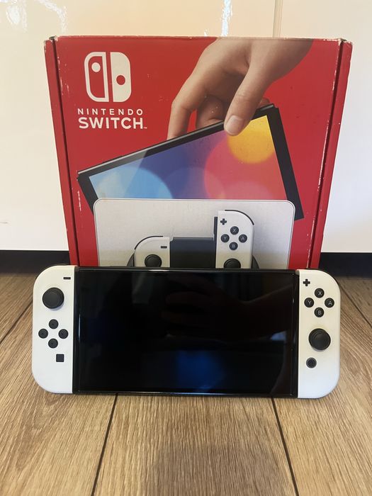 Nintendo Switch OLED White + Pro Controller | komplet | idealny stan