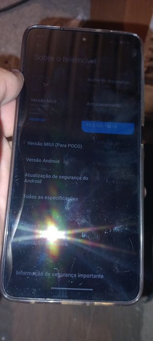 Troco ou vendo teclado e telemóvel