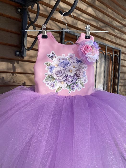 Сукня метеликами костюм крила метелика квітами рожева на свято весни