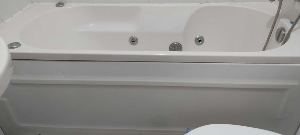 Banheira de hidromassagem