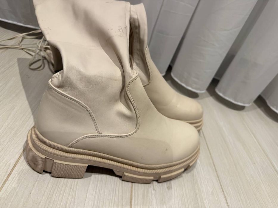 Продам Нові Жіночі Чоботи, Сапожки, Ботінки 39 розмір