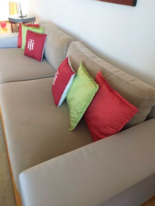 Sofá design bege