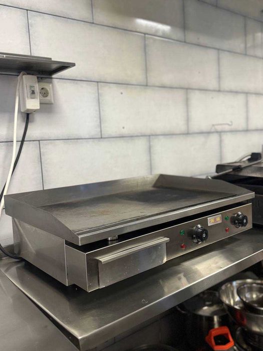 Б/У Жарочная поверхность EG73F гладкая