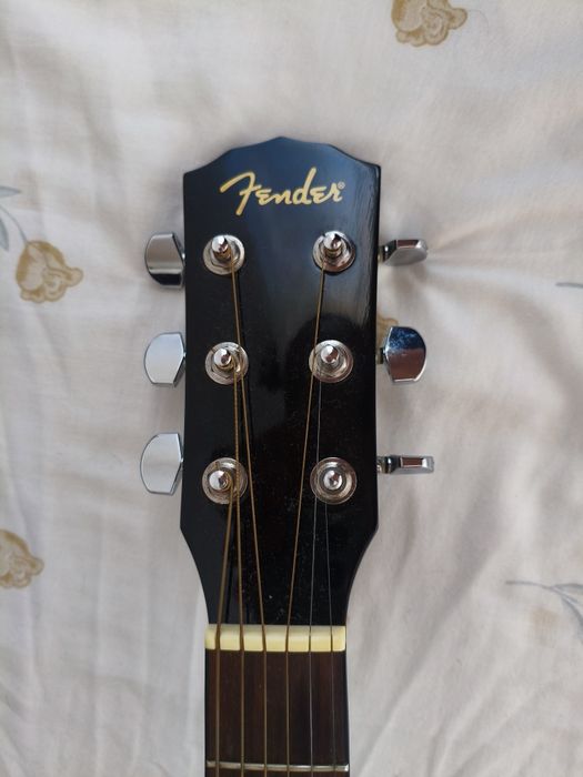 violão.   fender