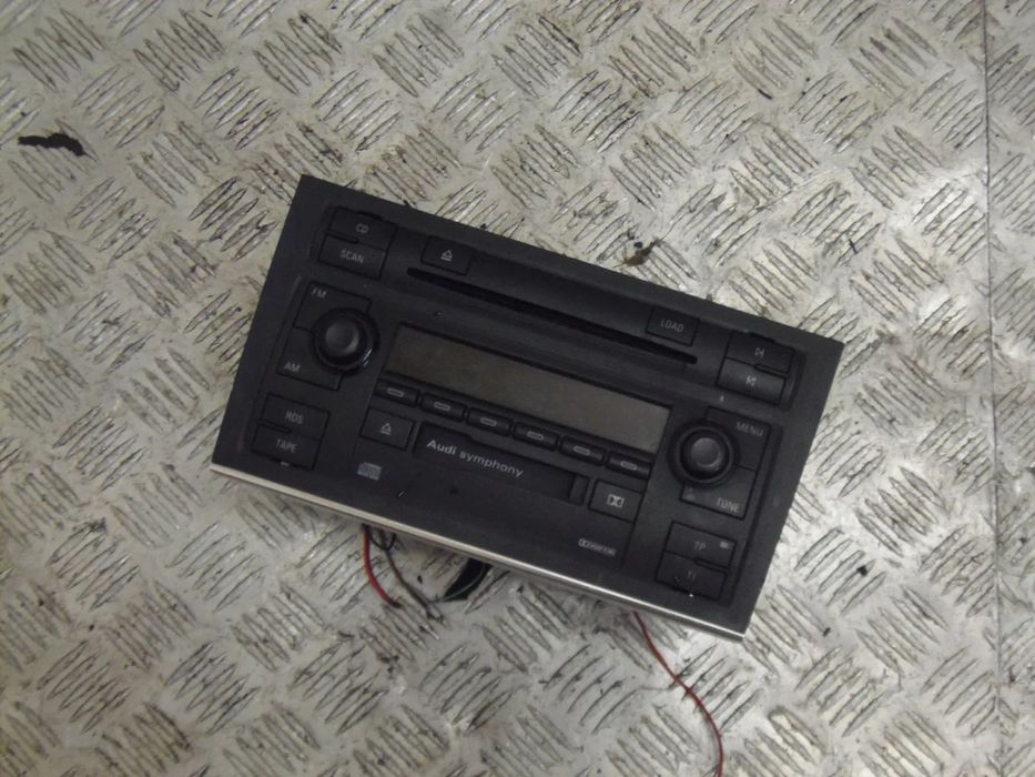 AUDI A4 B6 1.8T RADIO ODTWARZACZ