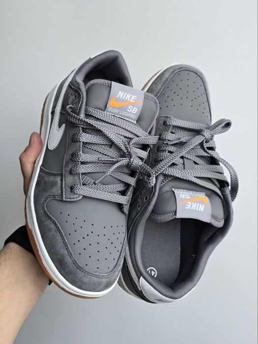 Чоловічі кросівки Nike SB Dunk Grey White