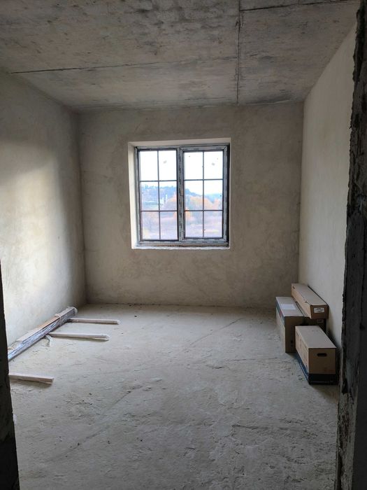 Продаж 255,8 м.кв. частина будинок-спарка, в селі Виннички, 15 км від