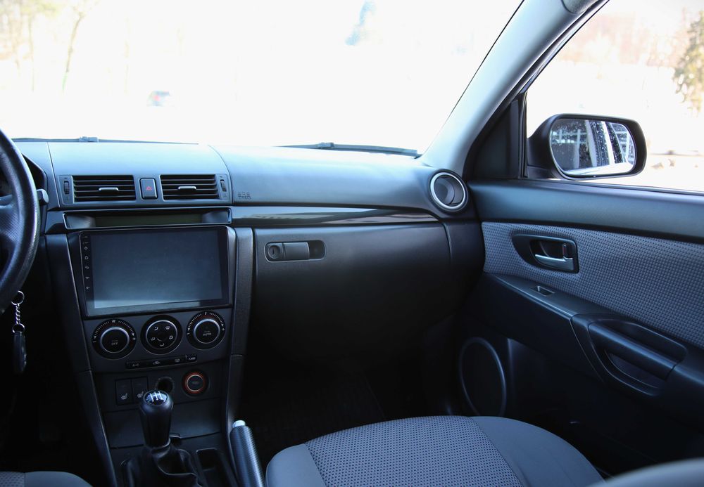 Продам Mazda 3 2006