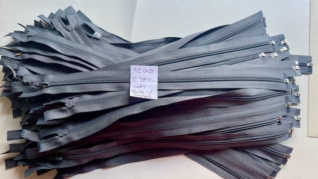 Fechos de correr cor cinza com divisor novo preço: 15 em vez dos 30