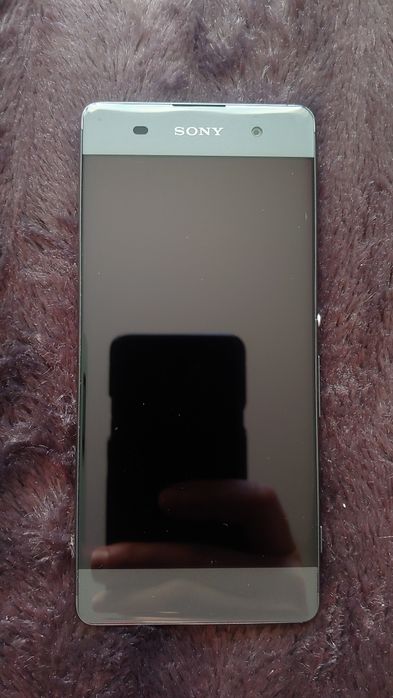 Sony XPERIA XA ekran w bdb stanie