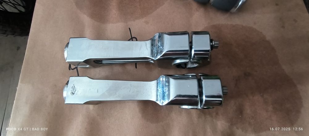 Стойки руля для  Harley Davidson