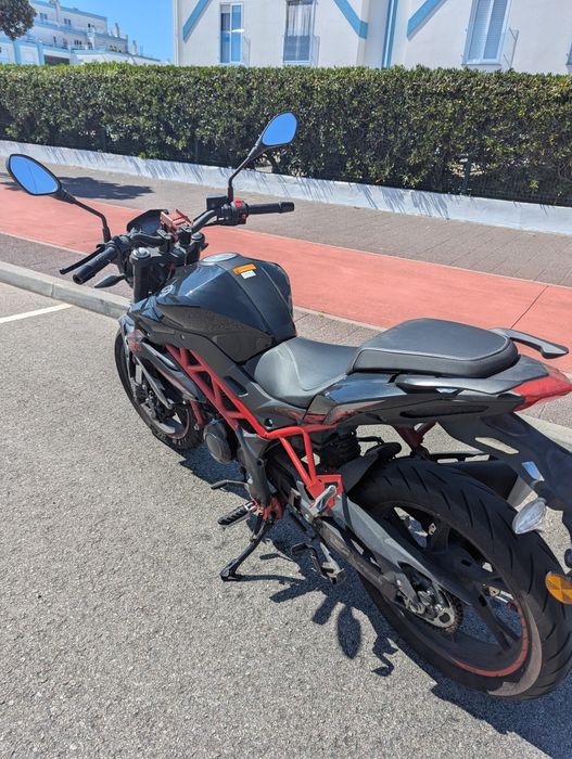 Benelli BN 125 (2025) Negociável.