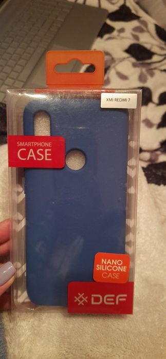 Чехлы на телефон