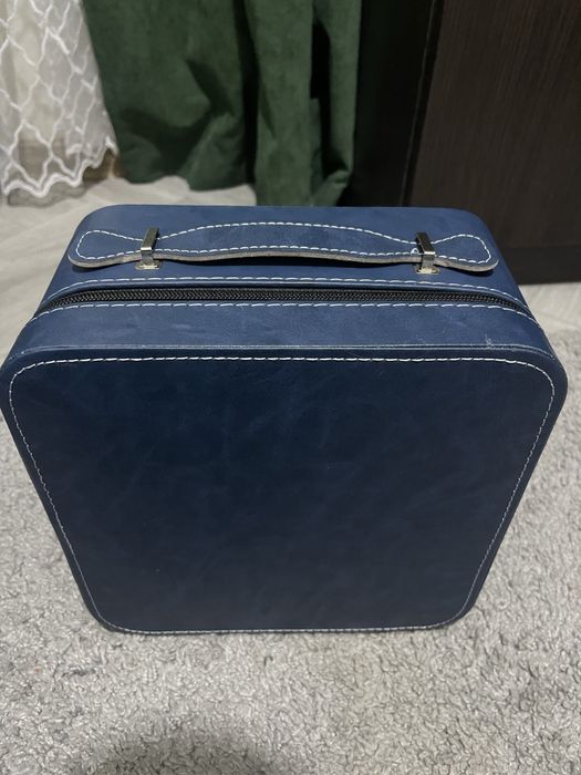 Чайний набор шкіряна, коробка та компактний