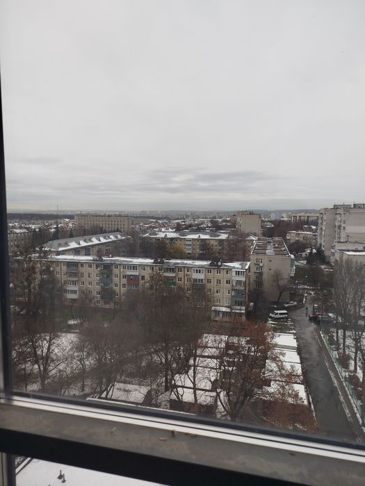 Продаж 3-кім. Виговського СБ-груп