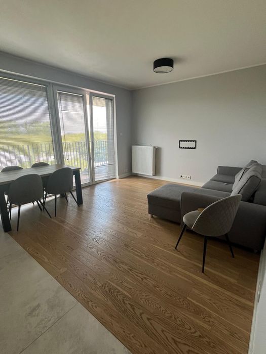 Okazja wakacyjna ! Wynajmę mieszkanie 4 pokoje, 72 m² , bezpośrednio - Widok 2