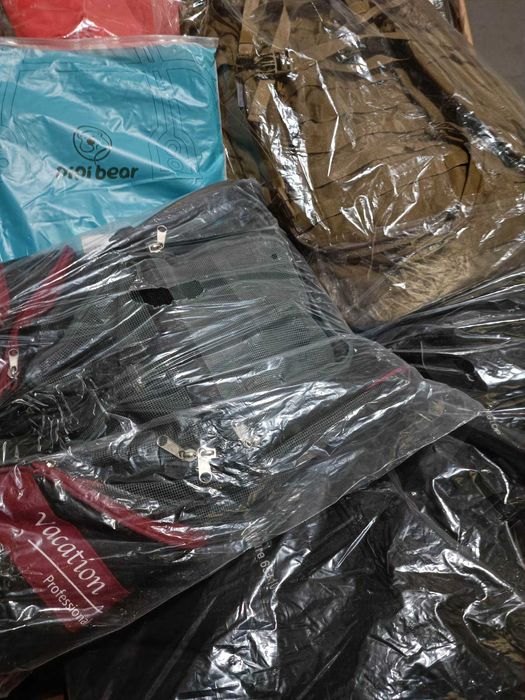 Palety Mix Plecak Torby Torebki Walizki  Amazon Klasa A NOWE