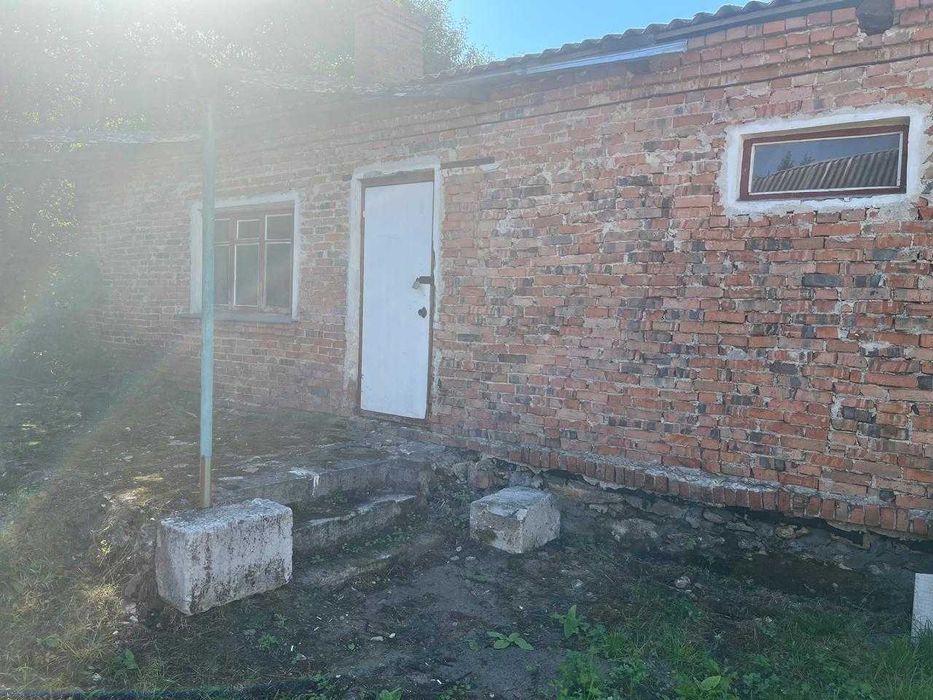 Продам будинок в Острозькому районі