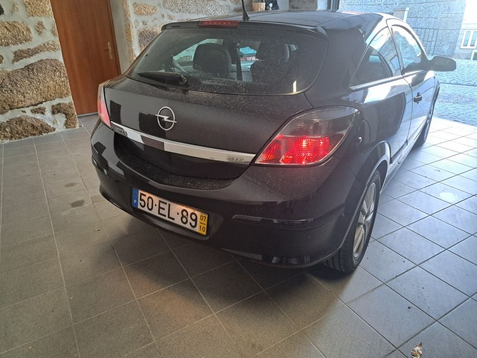 Opel Astra GTC 1.3 CDTi