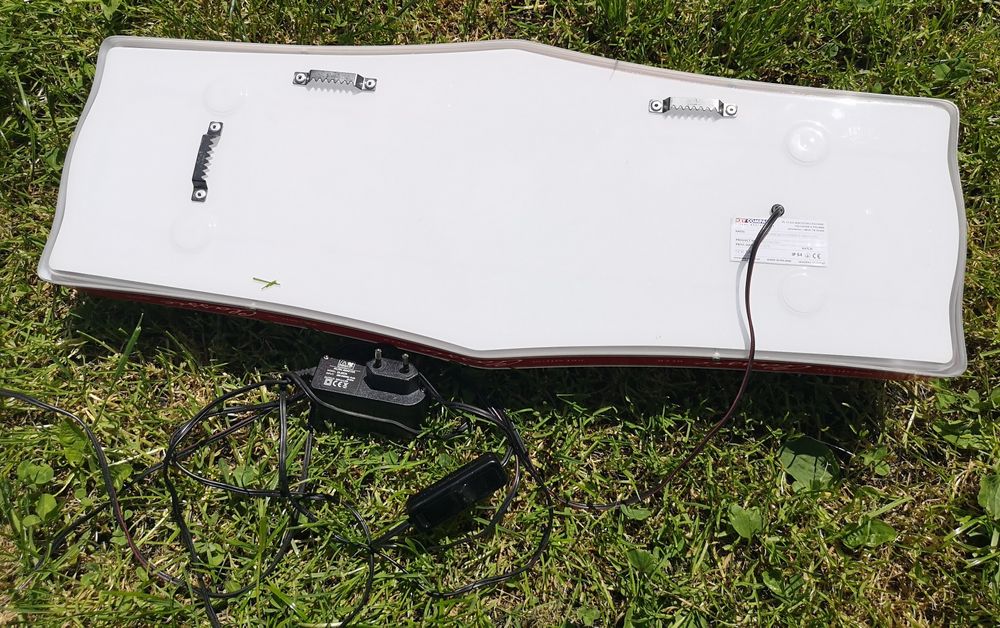 Nowy Neon Warka do wewnątrz