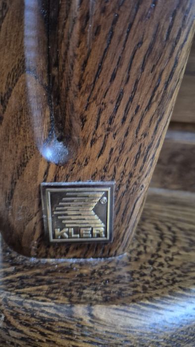 Komplet skórzany Kler- kanapa U, ława, 2 pufy