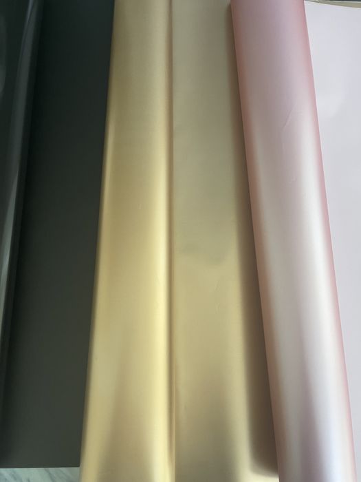 Плёнка, бумага для цветов. Упаковка.