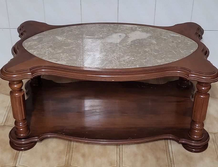 Mesa tampo de mármore