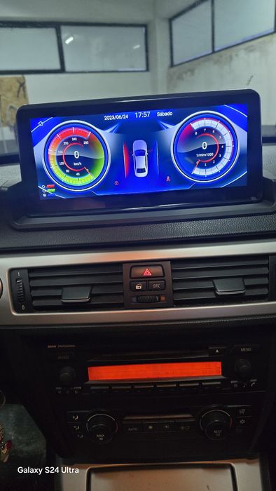 Tela Android 14 com GPS BMW E90 E91 E92 E93 + Idrive incluído.