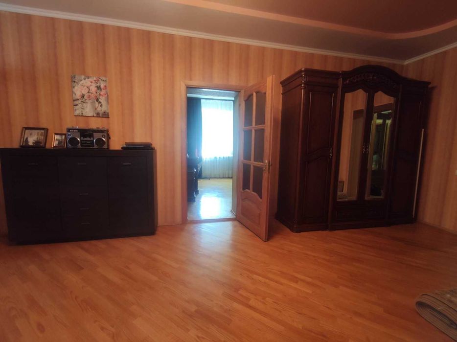 Продаж  просторого будинку, можливо по програмі єВідновлення