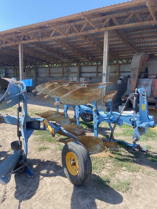 Плуг lemken.